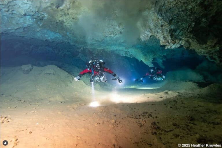 Boston Sea Rovers Dave Caldwell and Heather Knowles just ventured to Cueva del Agua!