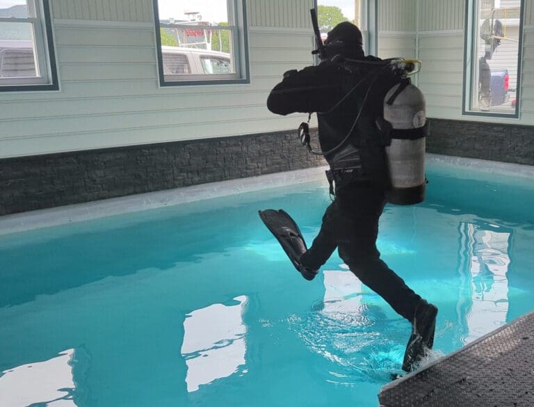 OceanQuest: One Layer, Two Layer, Red Layer, Blue Layer